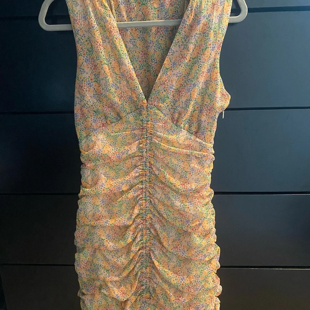 ZARA Floral Ruched Dress - Picture 2 of 4